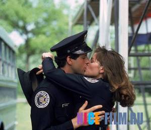 Полицейская академия (1984)